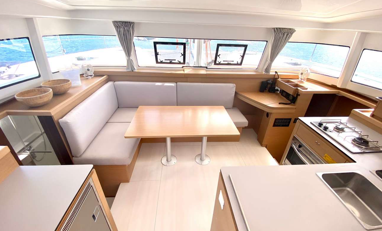 Huur boot CATAMARAN EXCESS 11