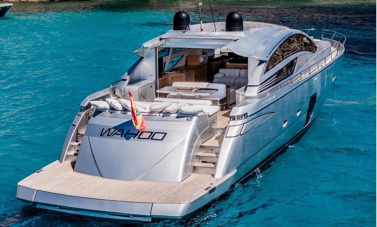 Noleggio barca PERSHING 80 W