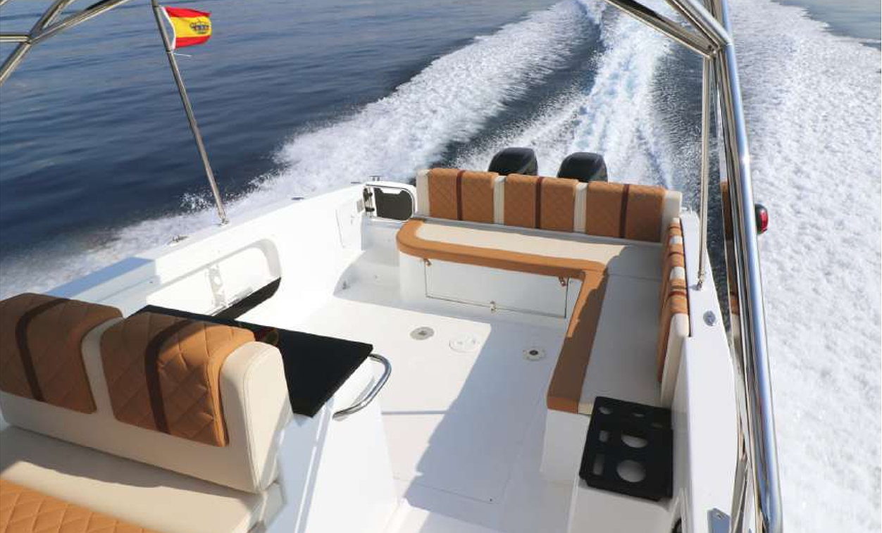 Louer bateau SAVER 330 R